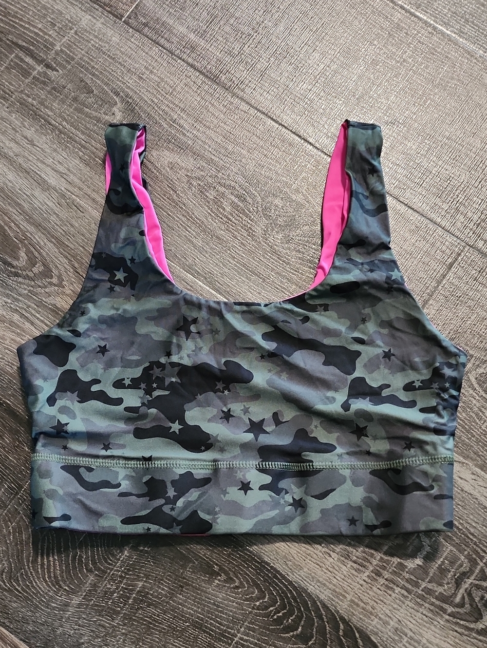 🌵 Fabletics "Harlow" Reversible Midi Sports Bra 🌵